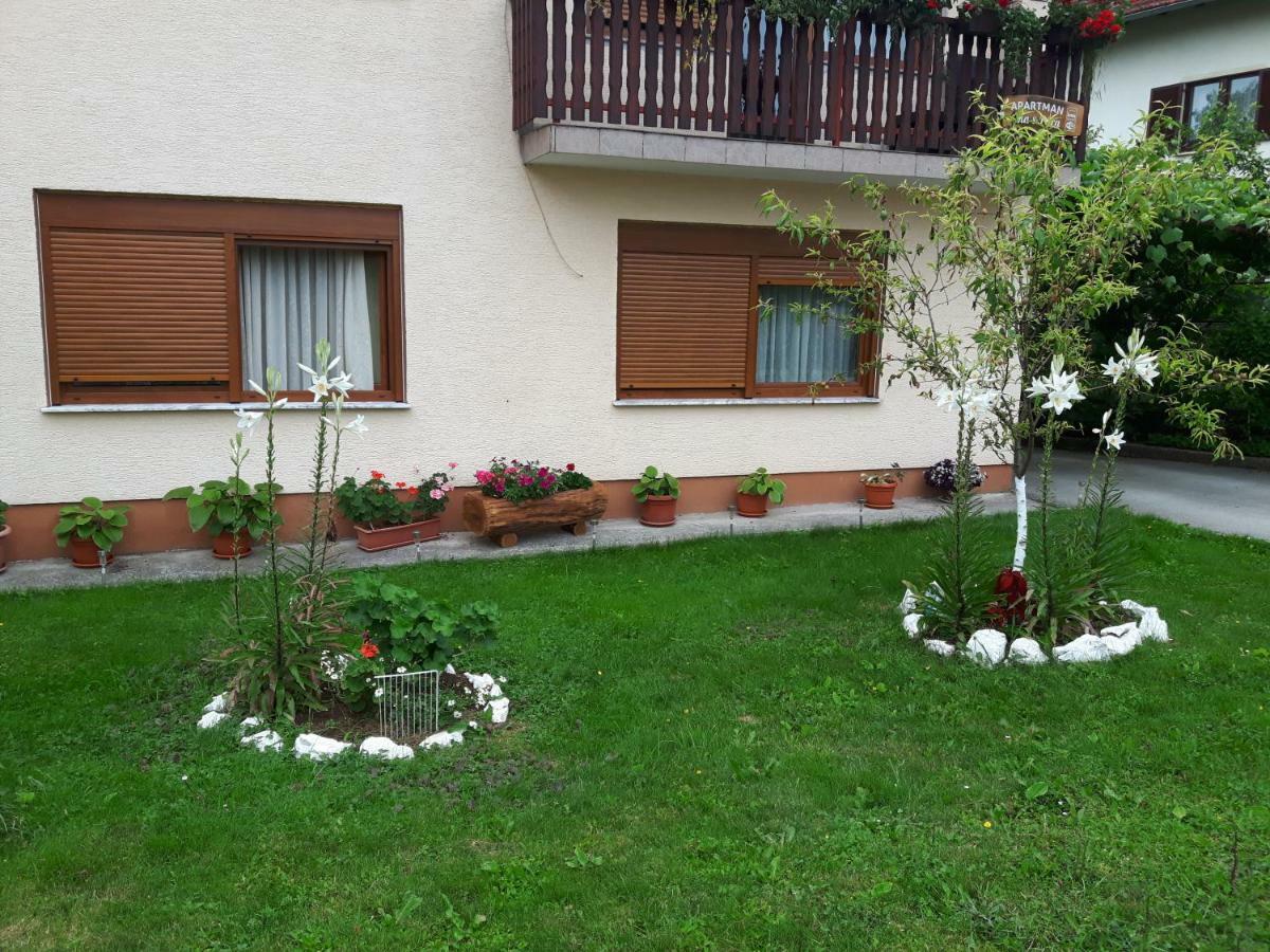 Apartman Petra & Tena Slunj Exterior photo